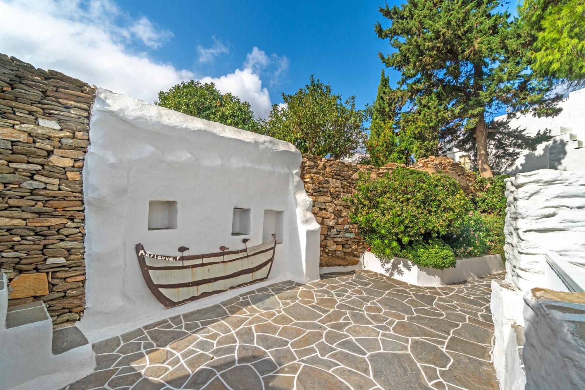 Rabagas Suites Luxury - In The Heart Of Sifnos Apollonía Eksteriør bilde